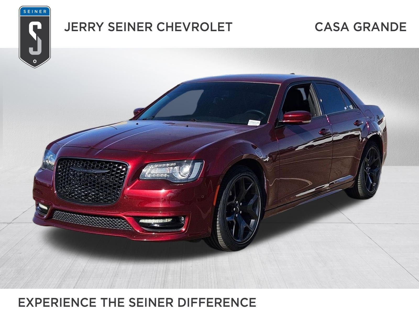 2022 Chrysler 300 Touring L's photo