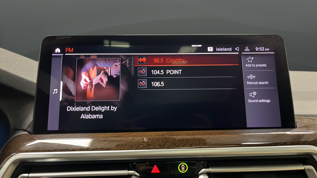 Used 2022 Alpine White BMW xDrive30i image 33