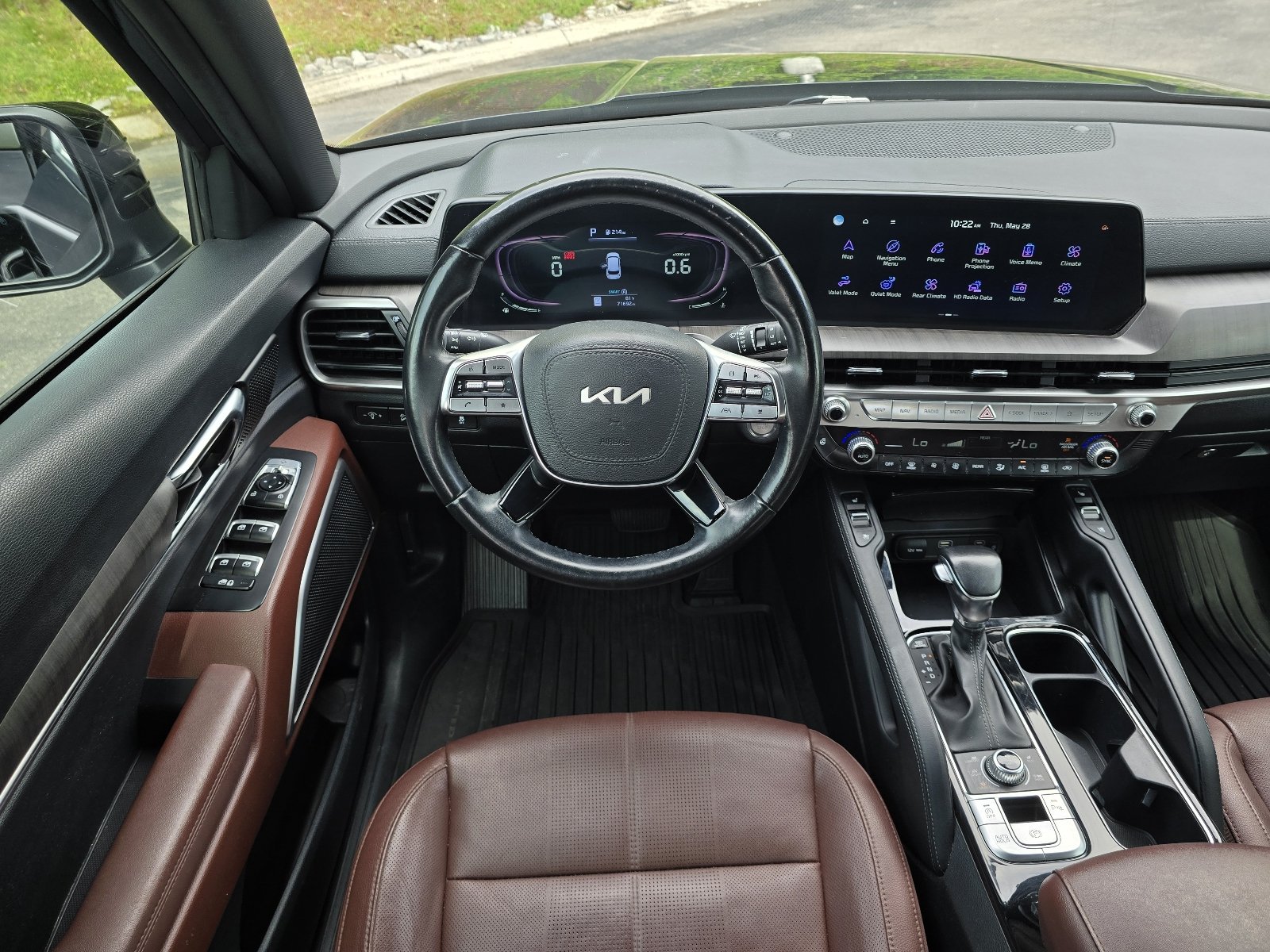 Used 2023 Black Kia EX image 13