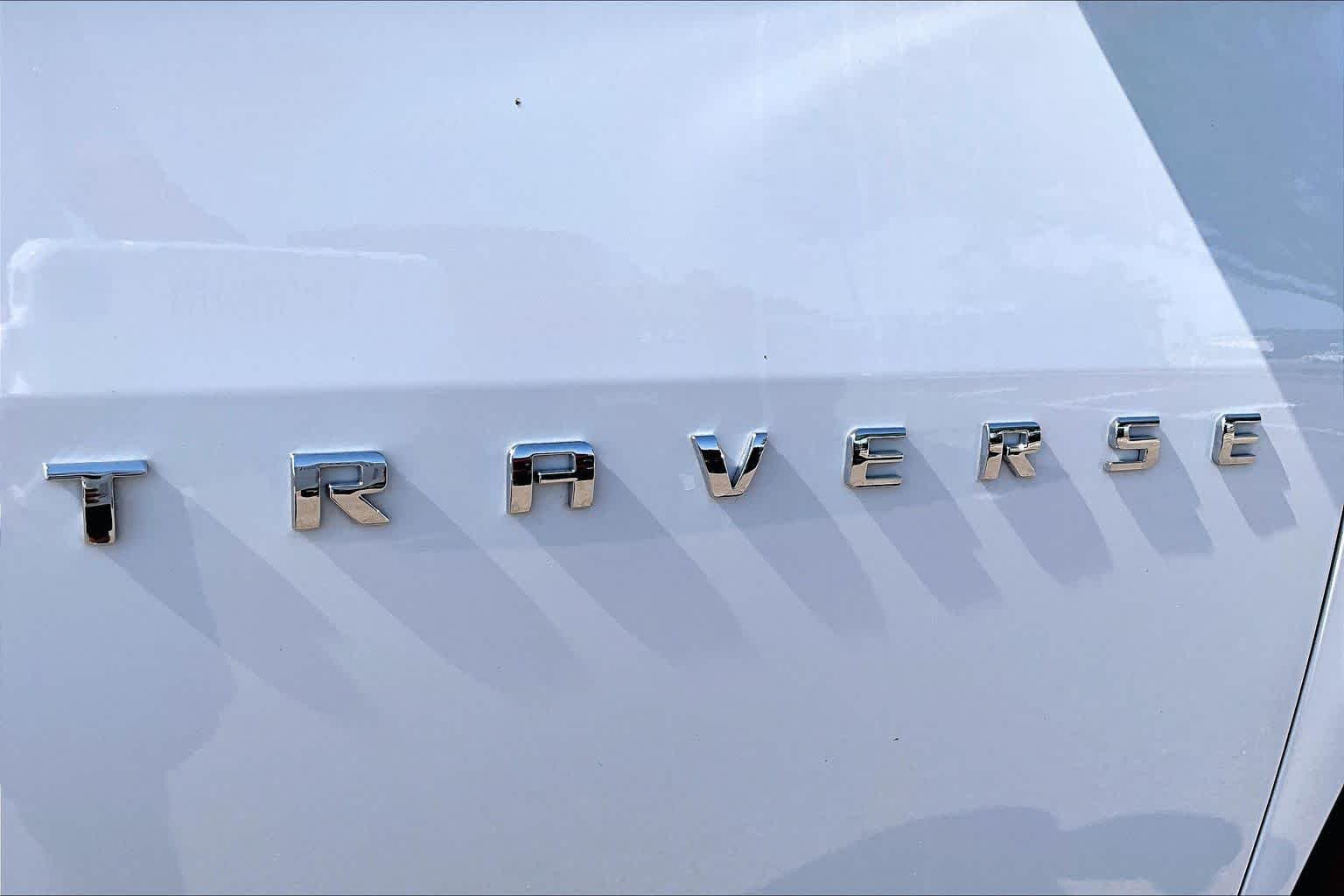 Used 2023 Summit White Chevrolet LS image 10