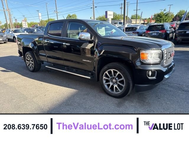Used 2019  GMC Denali image 2