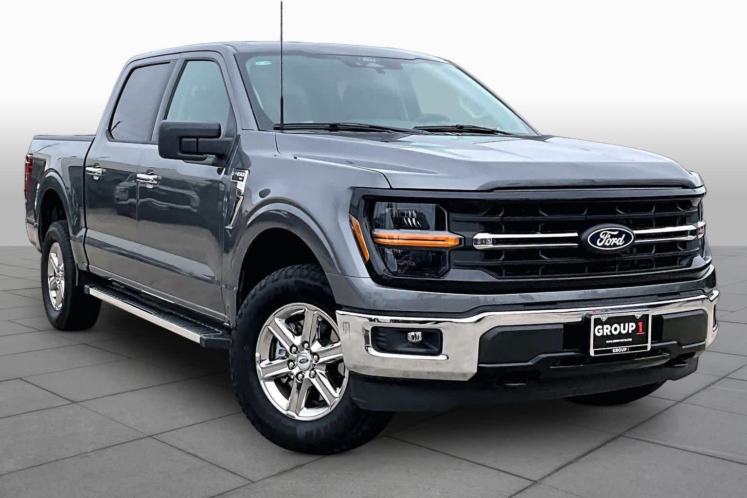 Used 2025 Carbonized Gray Ford XLT image 3