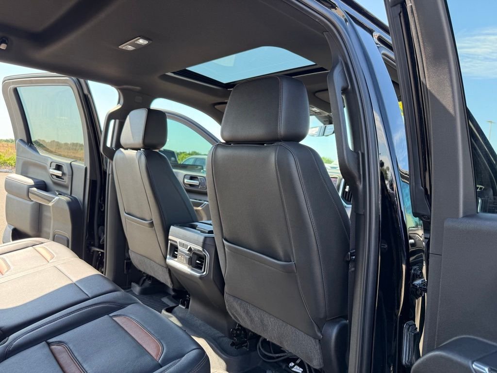 Used 2021 Onyx Black GMC AT4 image 22