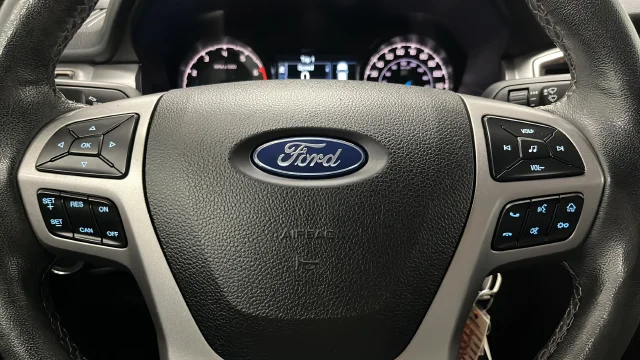 Used 2021 Blue Metallic Ford XLT image 15