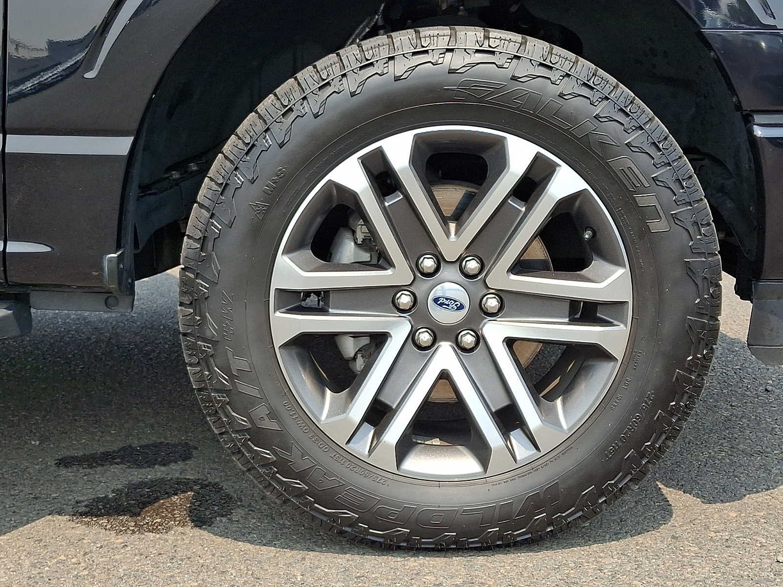 Used 2021 Agate Black Metallic Ford XL image 8