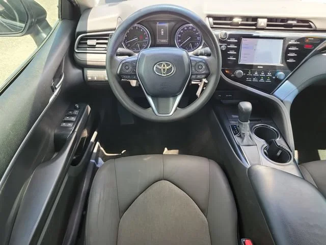 2020 Toyota Camry LE - Photo 13