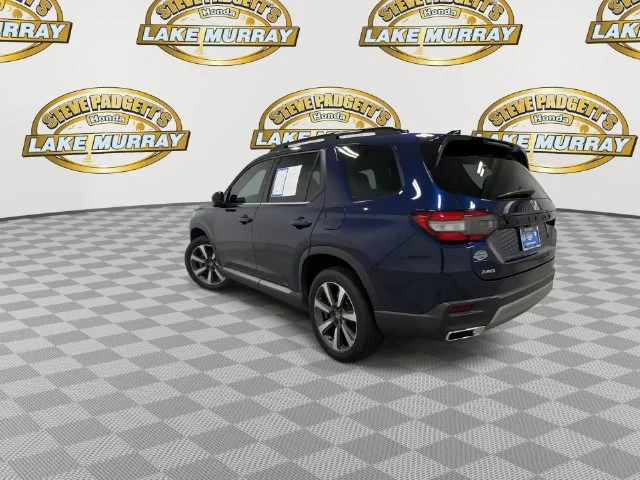 Used 2024 Obsidian Blue Pearl Honda Elite image 2