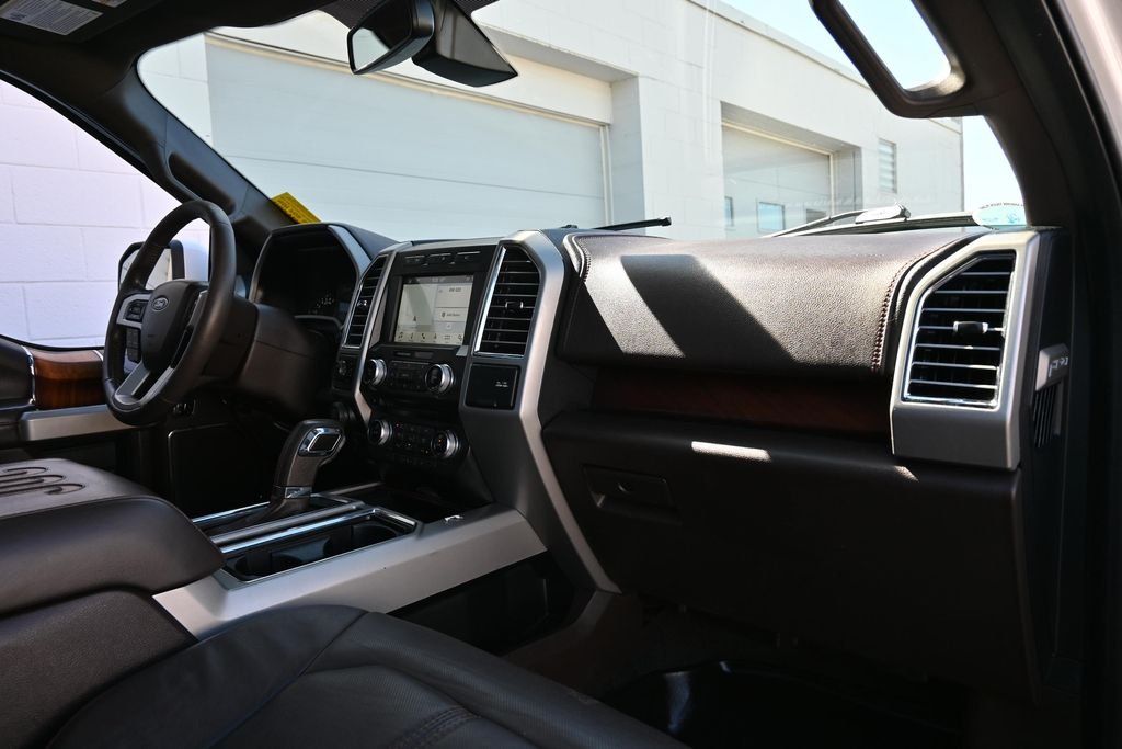 Used 2017 White Ford King Ranch image 19