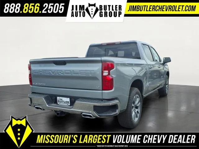 New 2026 Sterling Gray Metallic Chevrolet LT image 20