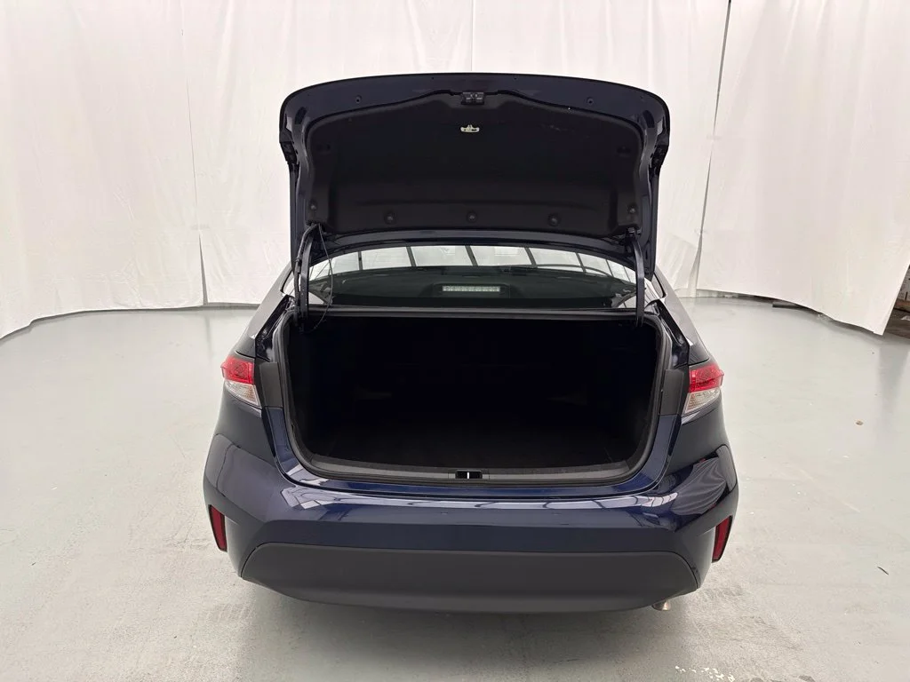 Used 2024  Toyota LE image 13