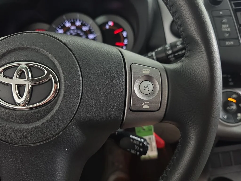 Used 2007 Blizzard Pearl Toyota Limited image 14