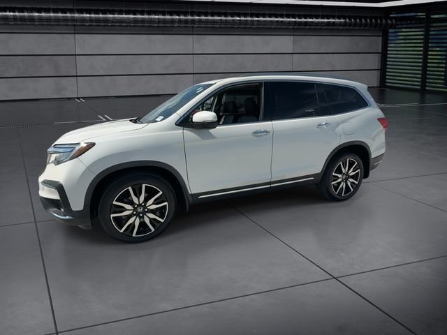 Used 2019  Honda Touring image 5