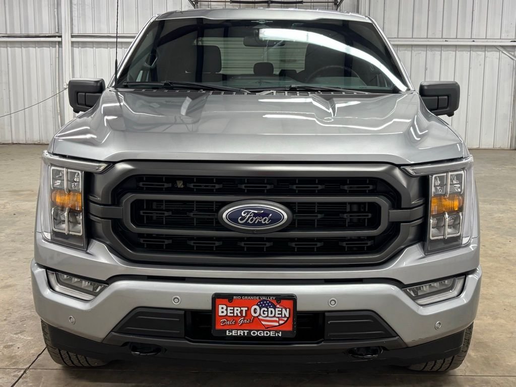 Used 2023 Silver Ford XLT image 2