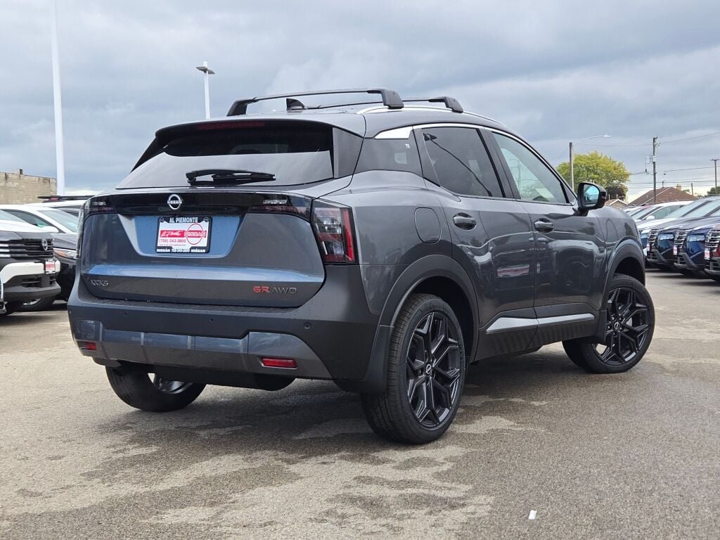 New 2026 Gray Nissan SR image 13