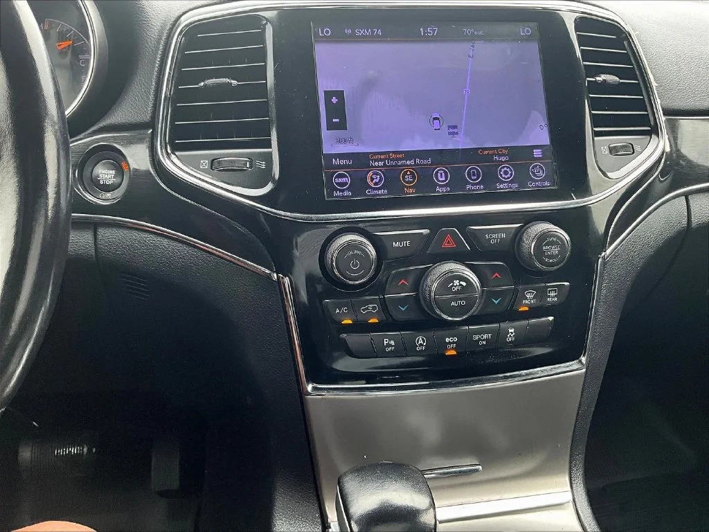 Used 2020 White Jeep Trailhawk image 19