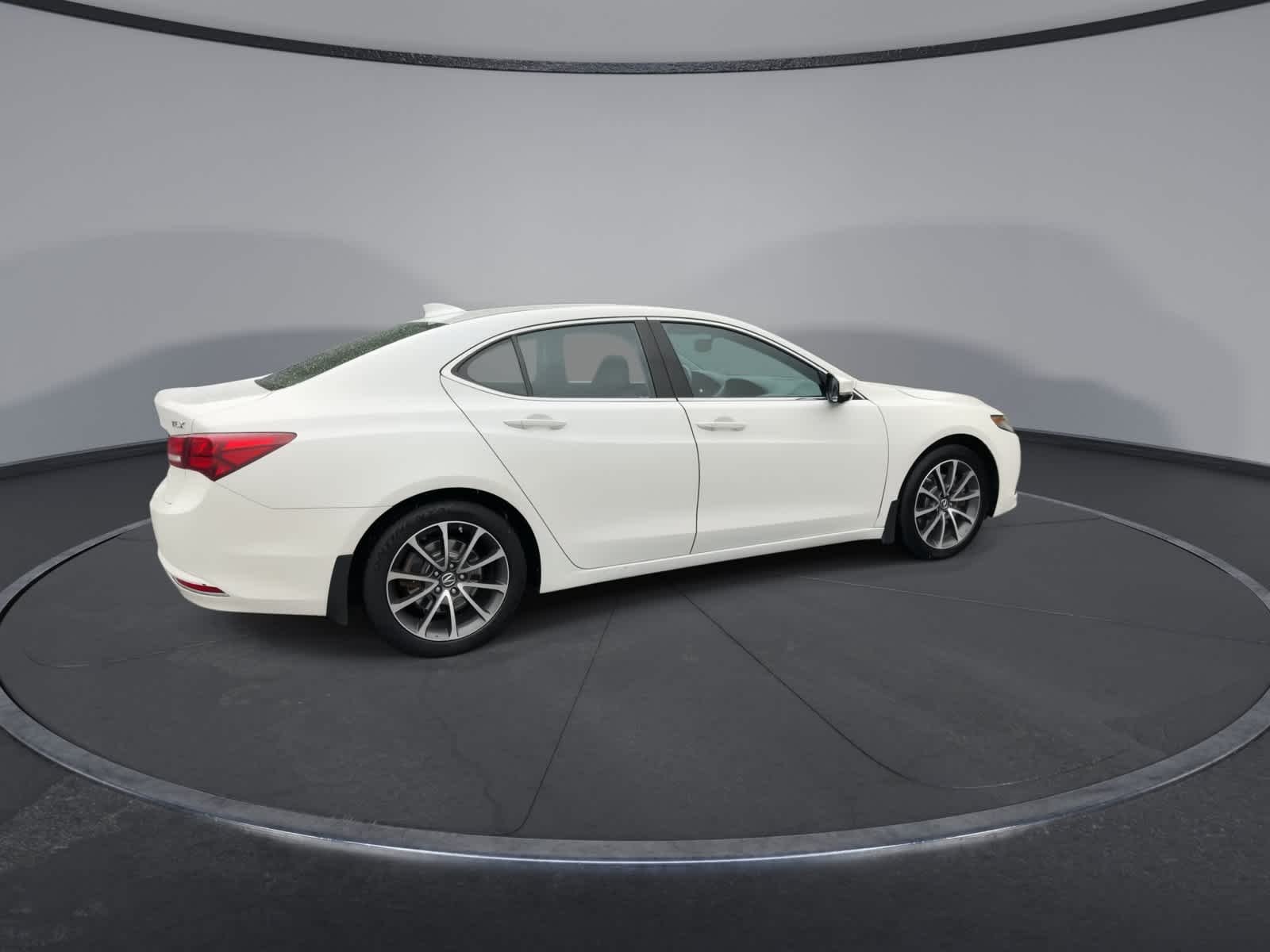 Used 2017 Bellanova White Pearl Acura V6 image 8