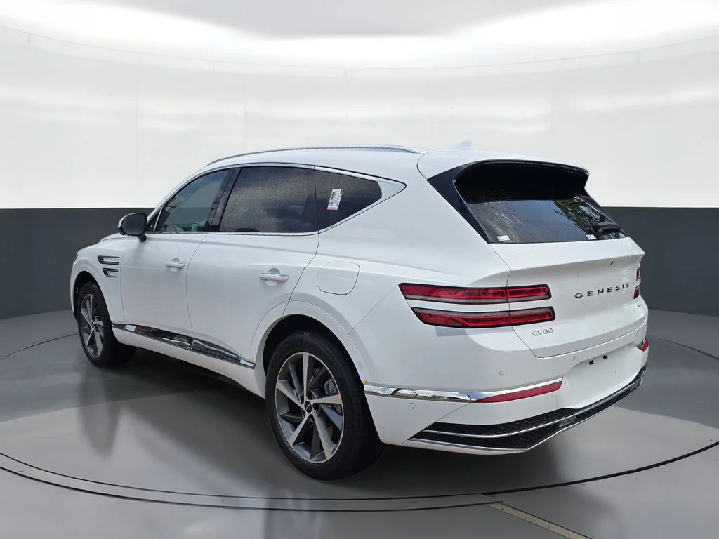 New 2026 White Genesis 2.5T Select image 4