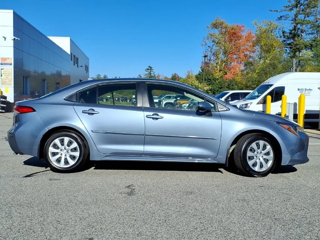 Used 2022 Blue Toyota LE image 2