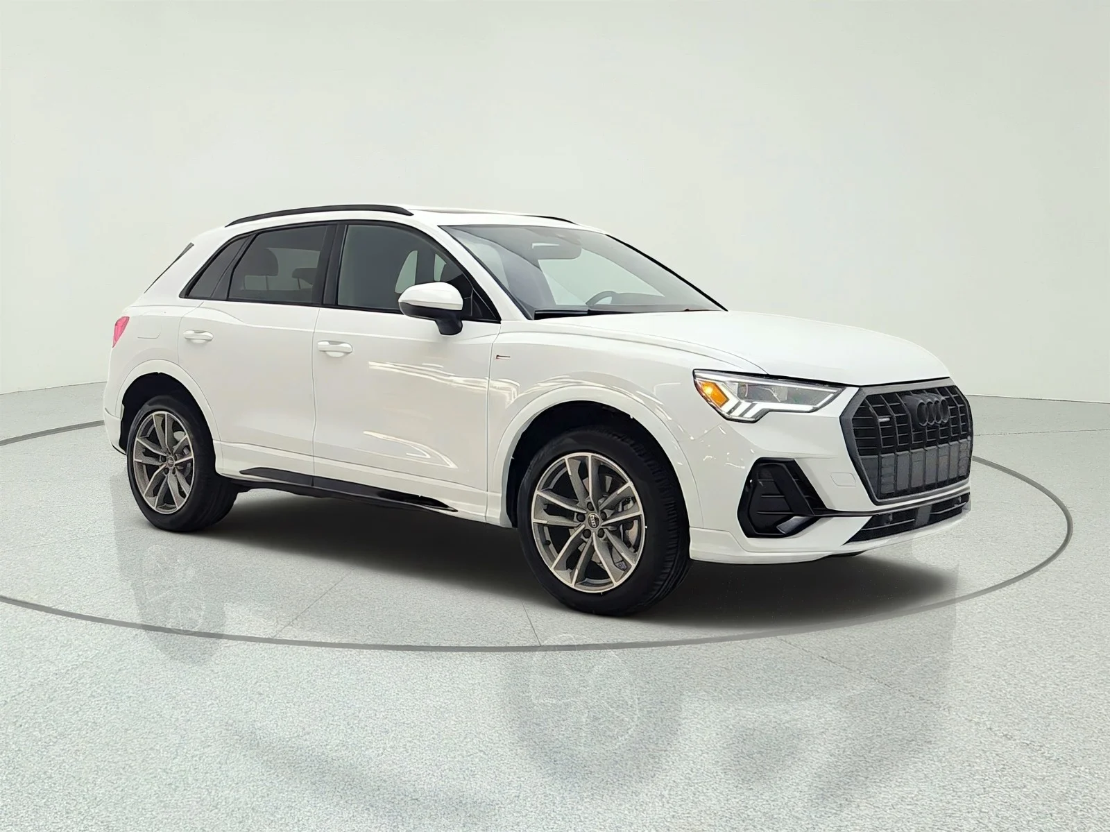 Used 2025 Glacier White Metallic Audi S line Premium image 3