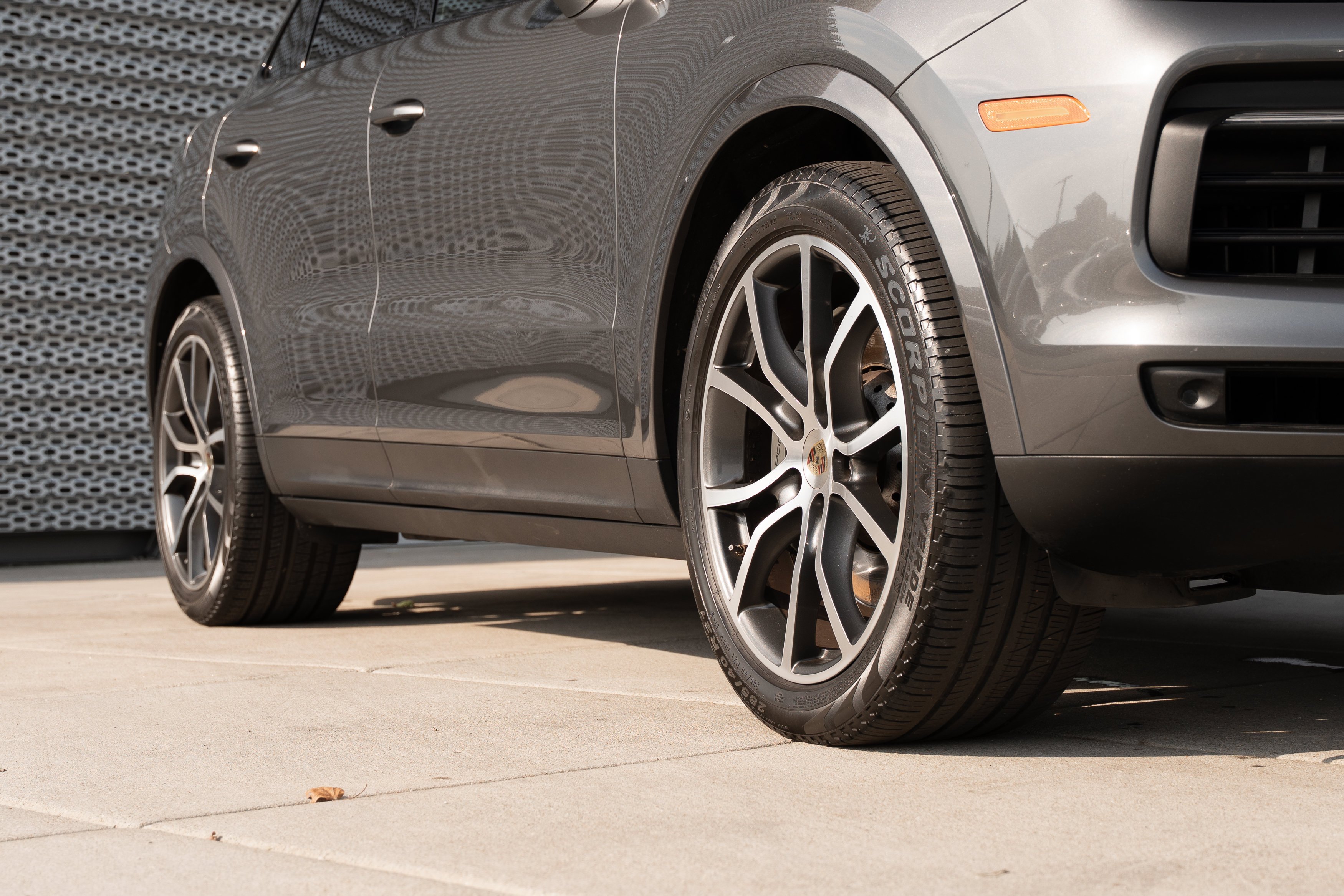 Used 2019 Quartzite Metallic Porsche S image 31