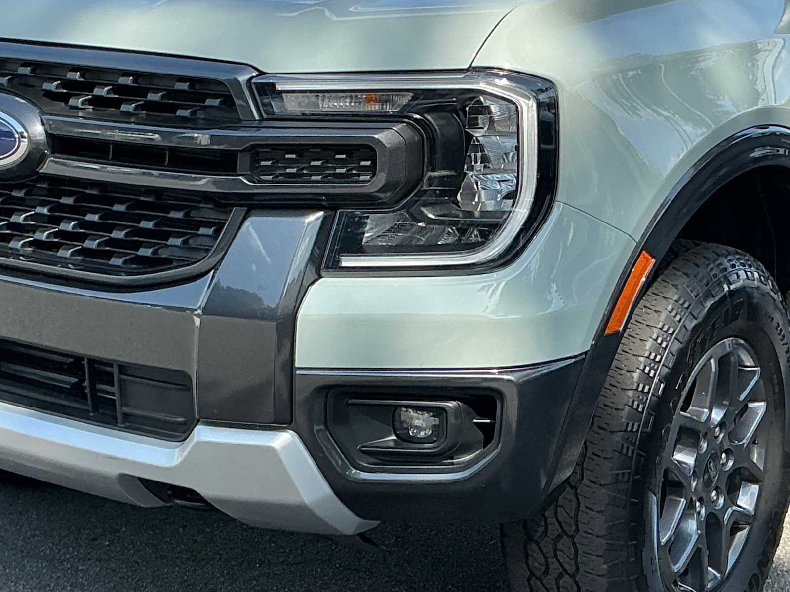 Used 2024 Cactus Grey Ford XLT image 11