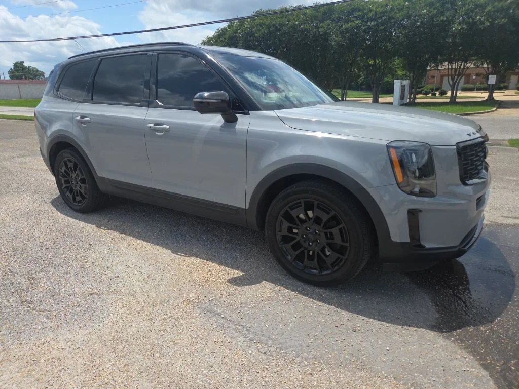 Used 2021 Gray Kia EX image 10