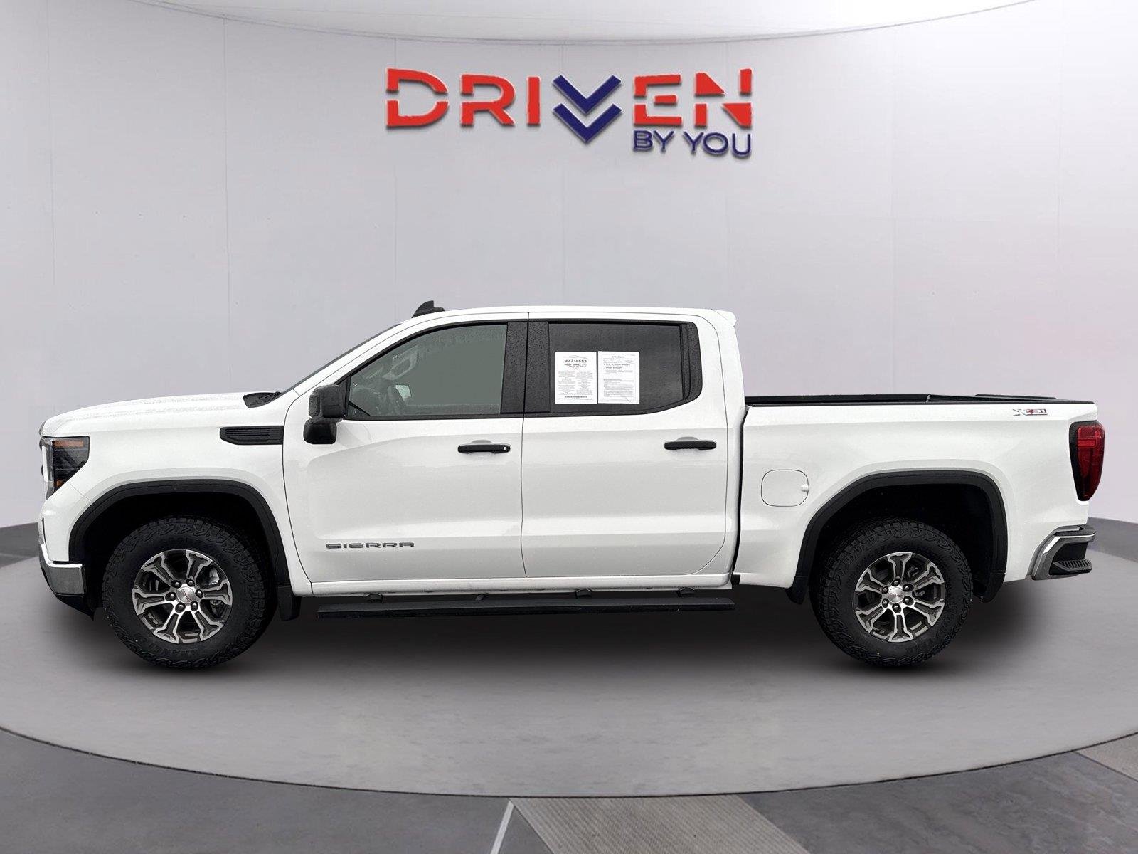 Used 2025 Summit White GMC Pro image 7