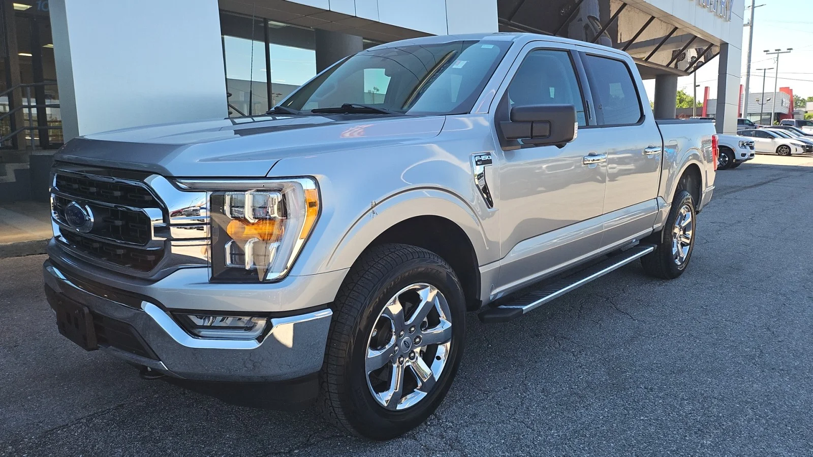 Used 2023 Silver Ford XLT image 8