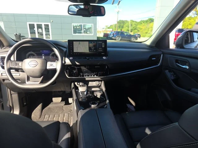 Used 2026 Gray Nissan SL image 18