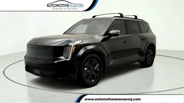 2026 Kia EV9 Land AWD w/ Nightfall Edition Package