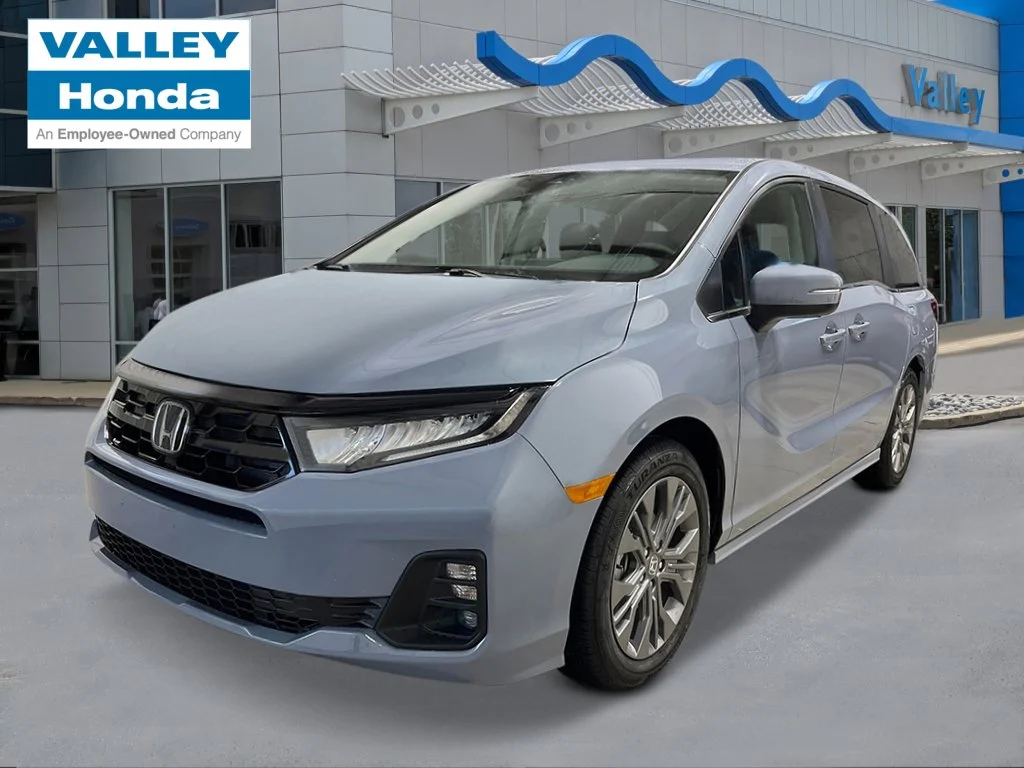 2026 Honda Odyssey Touring's photo