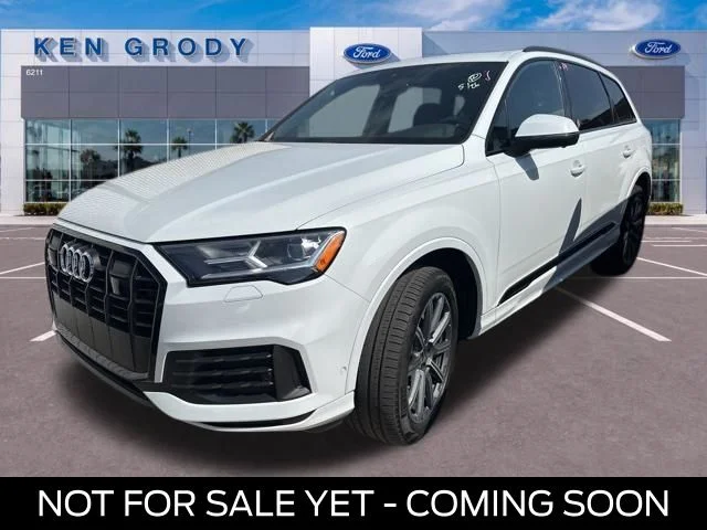 2022 Audi Q7 45 Premium Plus