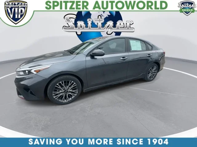 Used 2024 Gray Kia GT-Line image 6