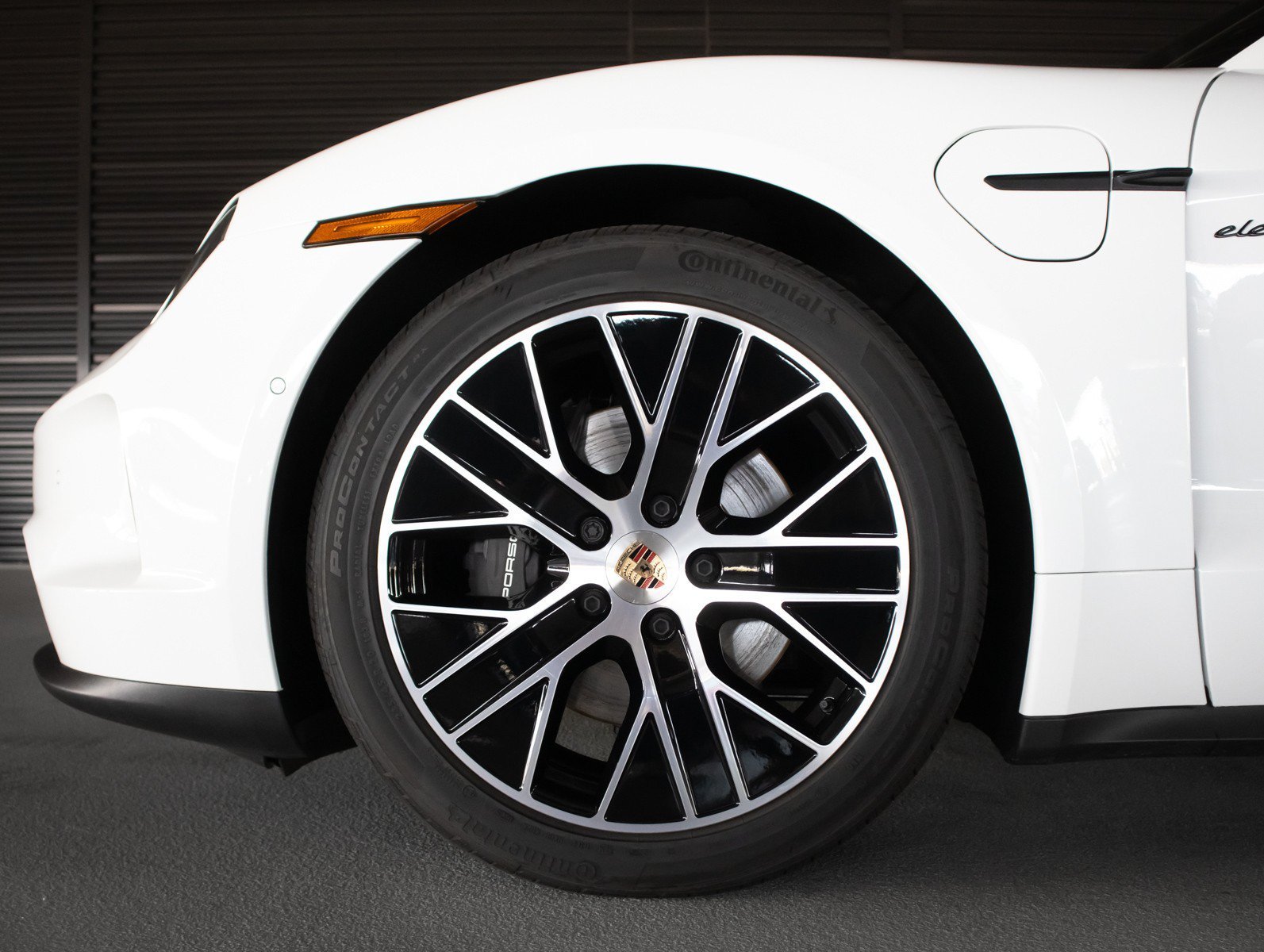 Certified Used 2026 White Porsche 4 image 12