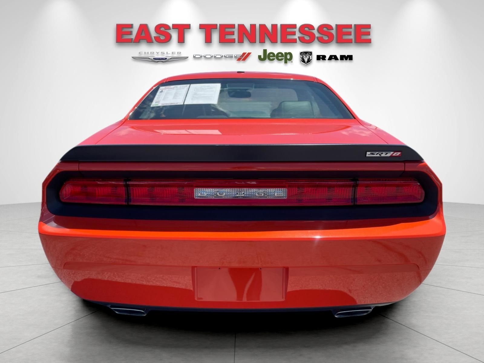 Used 2008 Orange Dodge SRT8 image 4