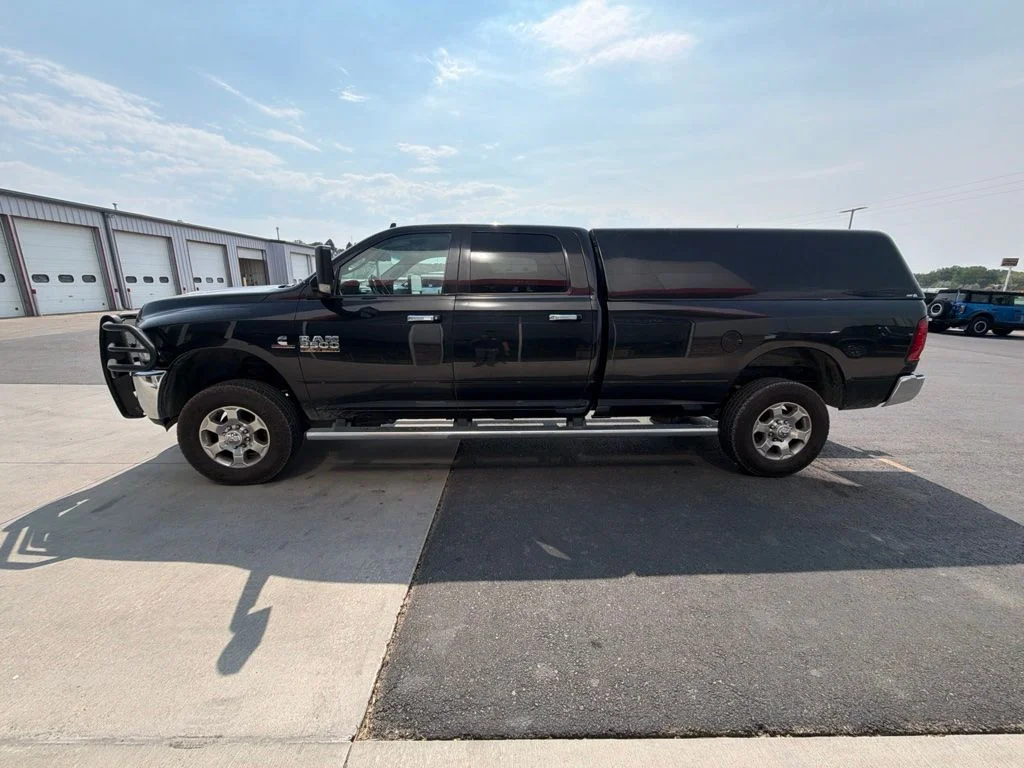 Used 2018 Brilliant Black Crystal Pearlcoat Ram Big Horn image 2