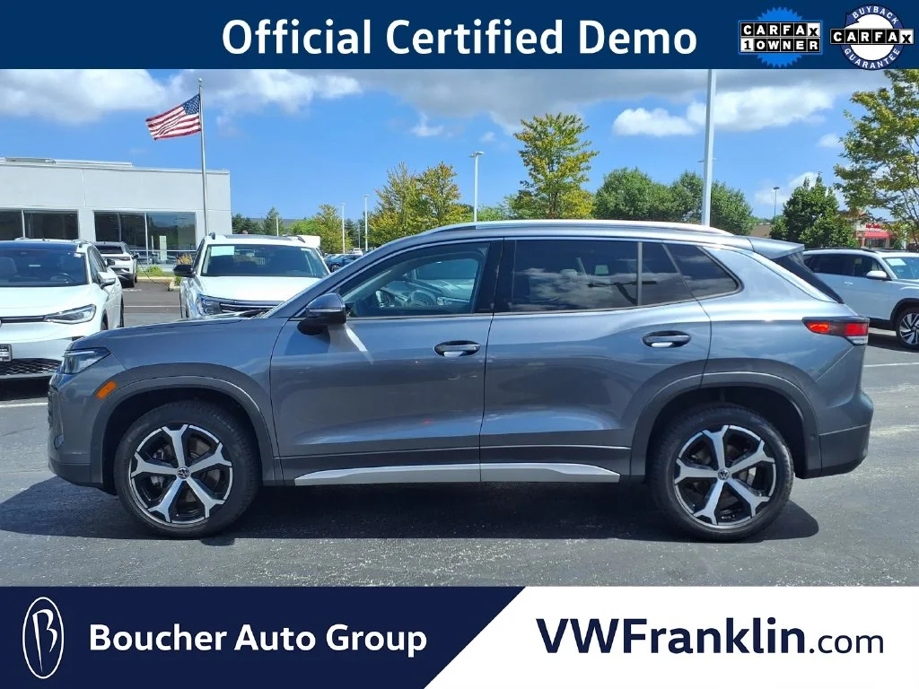 Certified Used 2026 Platinum Gray Volkswagen SE image 3