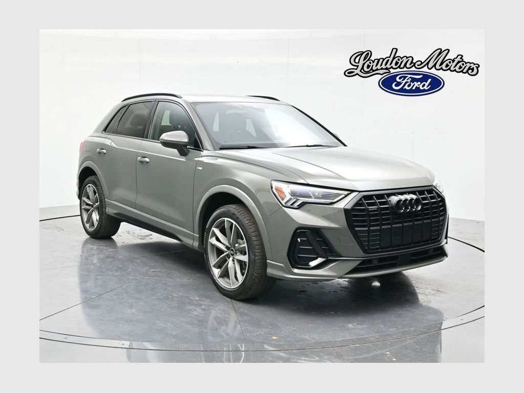 2025 Audi Q3 45 TFSI S Line Premium quattro's photo