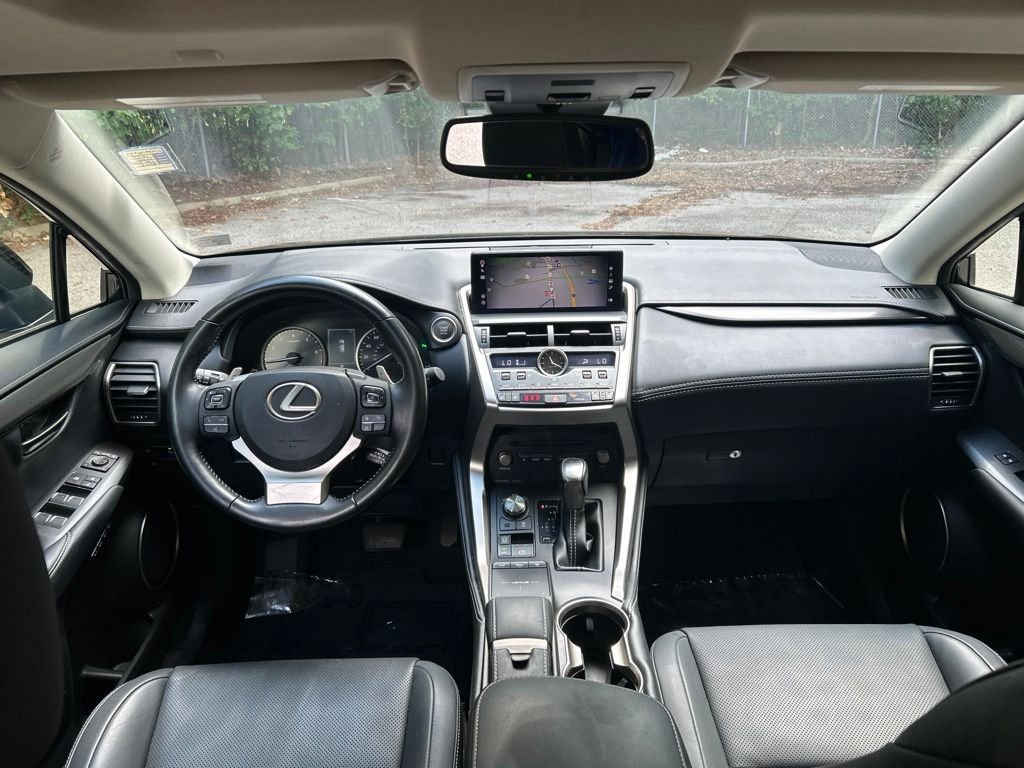 2020 Lexus NX 300 - Photo 28