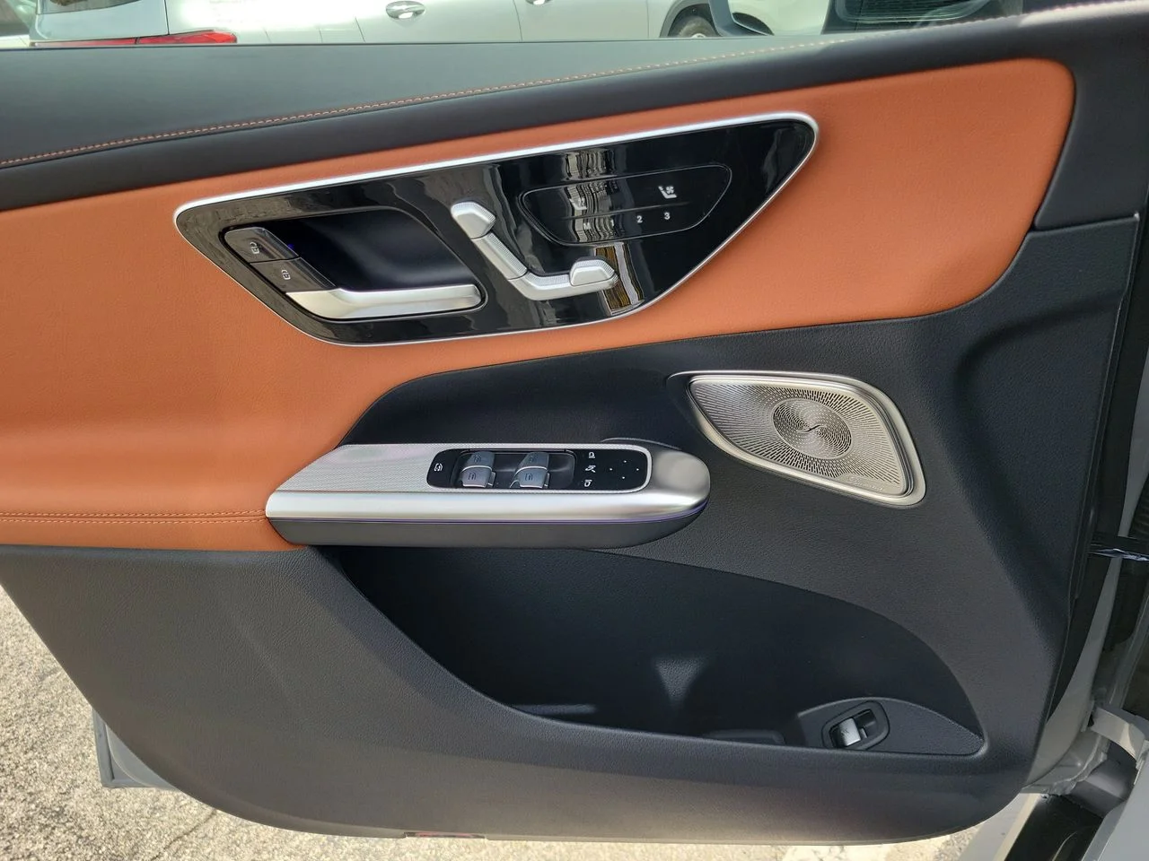New 2027 MANUFAKTUR Alpine Grey Mercedes-Benz GLC 300 image 22