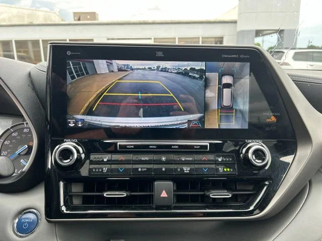 Used 2022 Silver Toyota Limited image 34