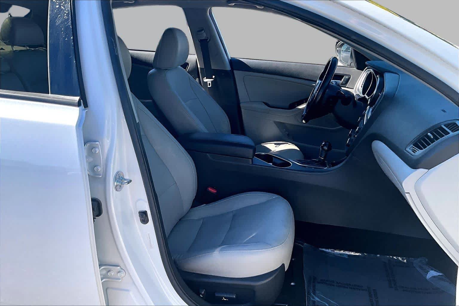 Pre-Owned 2014 Kia Optima EX