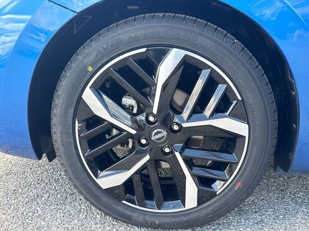 Used 2024 Blue Nissan 1.6 SR image 27