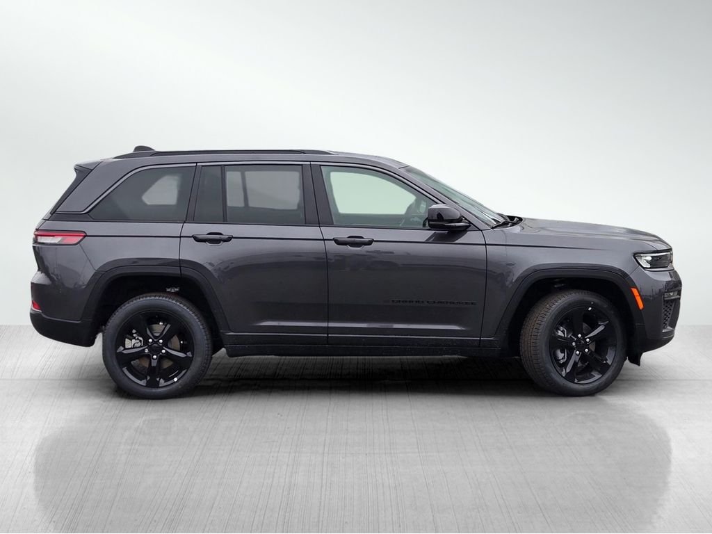 New 2026 Baltic Gray Metallic Clearcoat Jeep Limited image 3