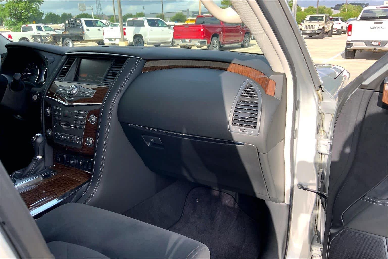 Used 2019 Brilliant Silver Metallic Nissan SV image 18
