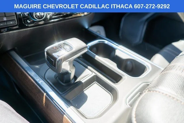 Used 2022 Black Chevrolet High Country image 39