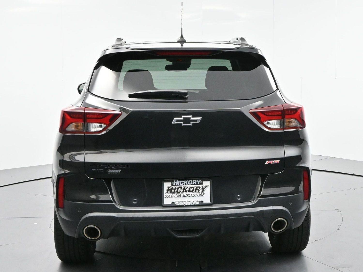 Used 2022 Mosaic Black Metallic Chevrolet RS image 6