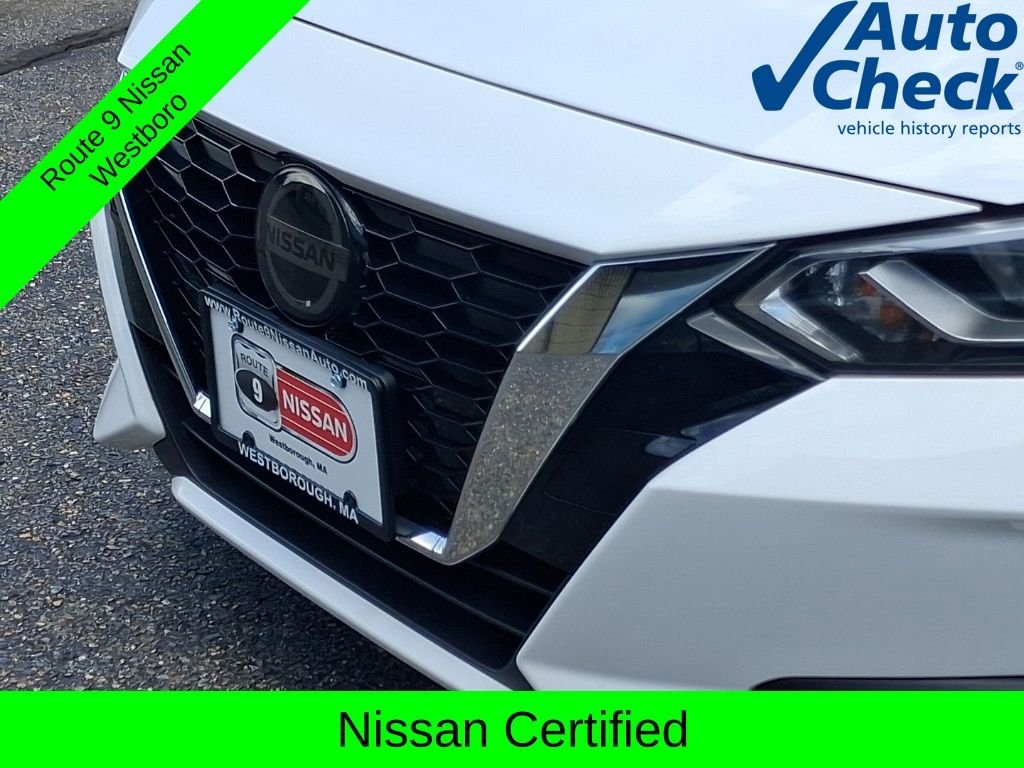 Used 2023 White Nissan S image 7