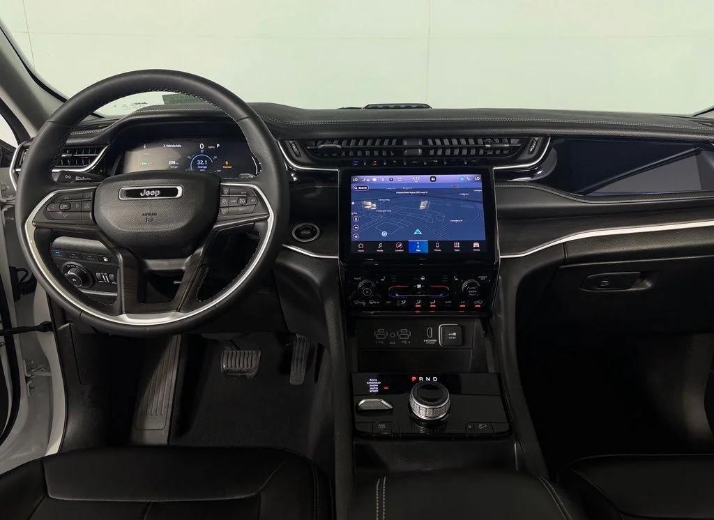 Certified Used 2023 White Jeep 4xe image 15