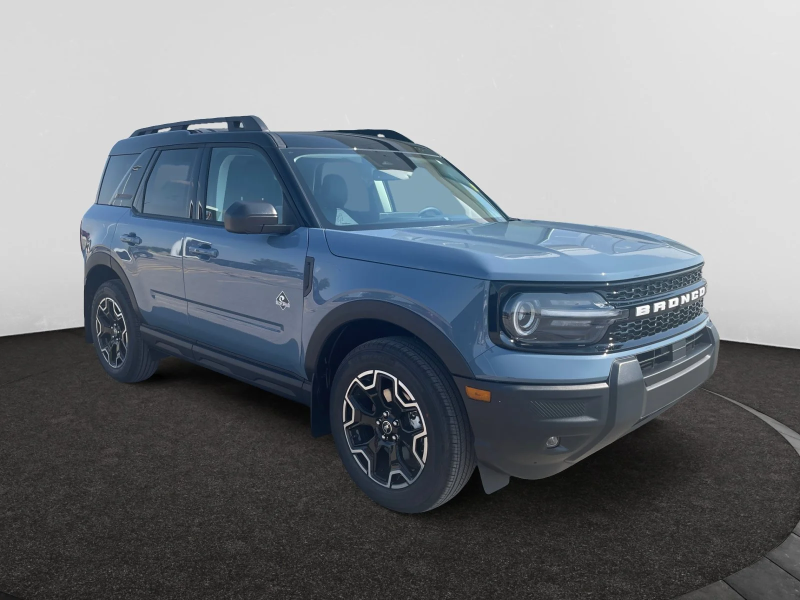 New 2026 Azure Grey Metallic Tri-Coat Ford Outer Banks image 7